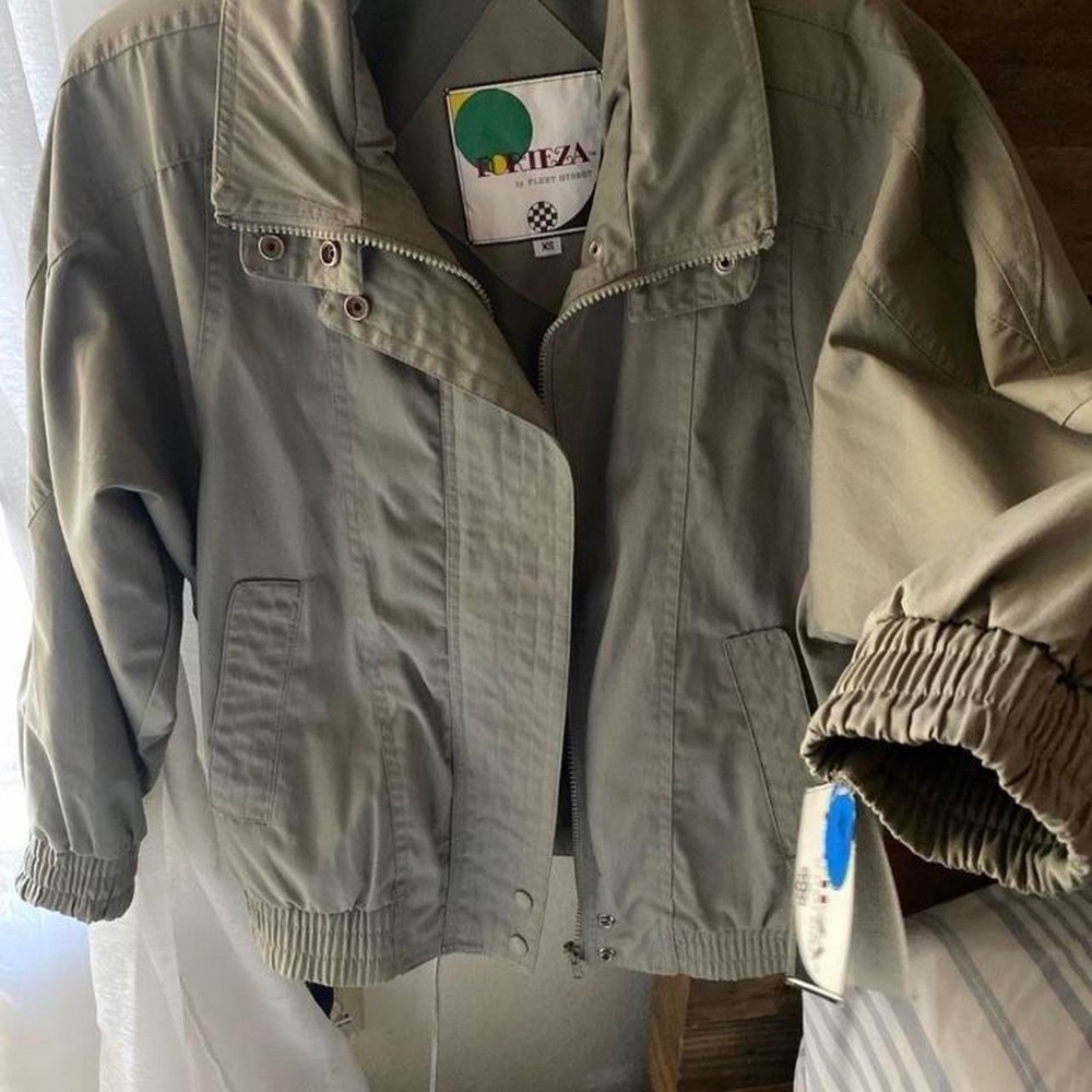 NWT Y2K army green utility style jacket chore st padded shoulders weatherproof L